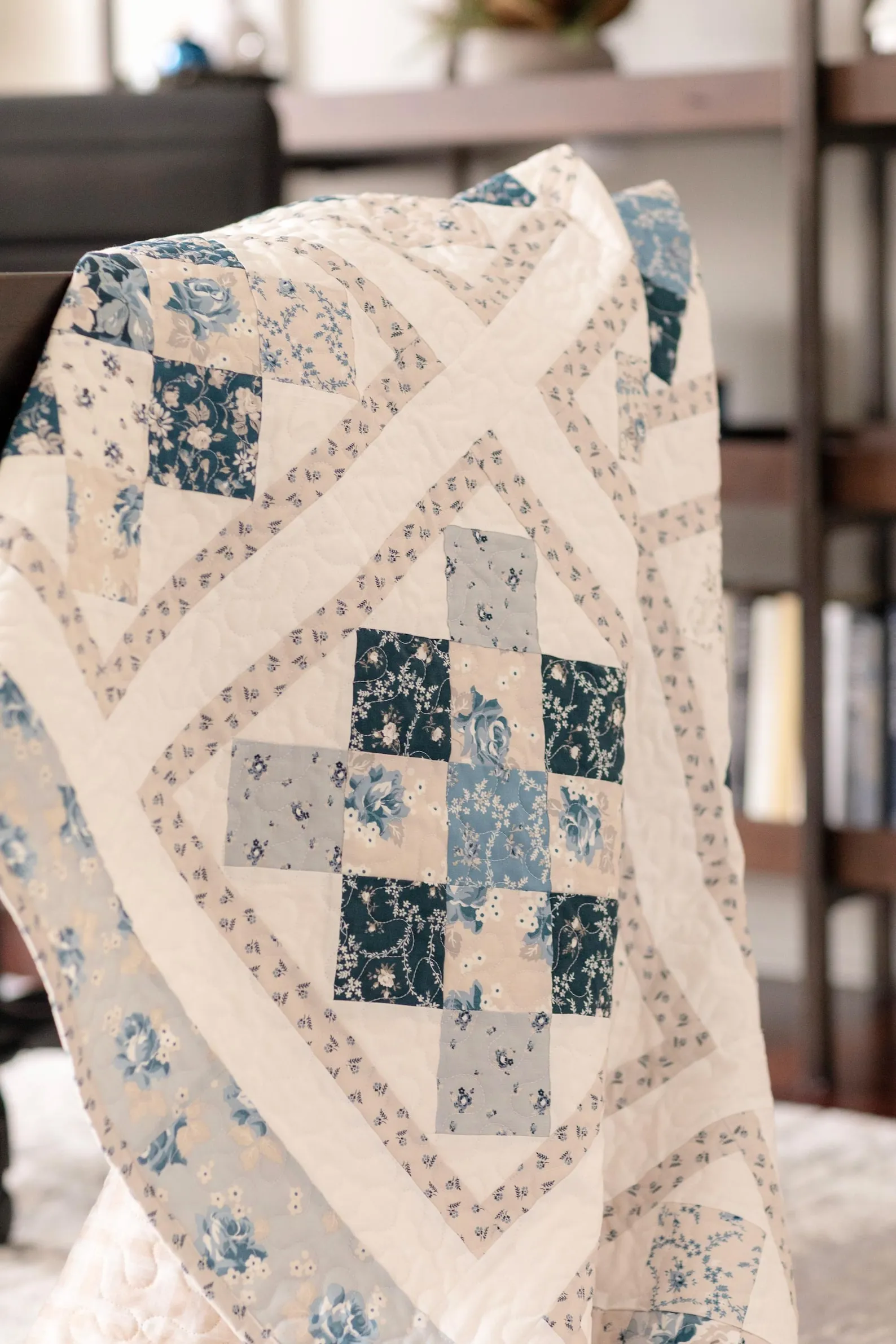 Bluebell Crossing Quilt Pattern - Image 11