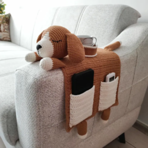 Crochet Dog Armrest Organizer with Cup Holder Pattern